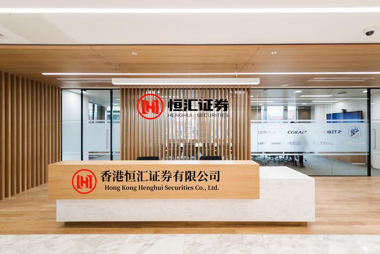 中证策略 阿迪达斯携手比利·简·金杯总决赛再度落户深圳，让网球生长为一种生活方式